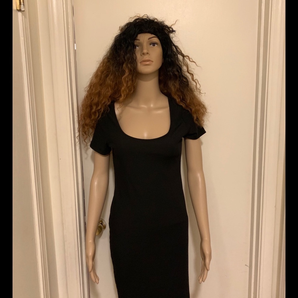 BRAND NEW H&M Black, casual ribbed dress!